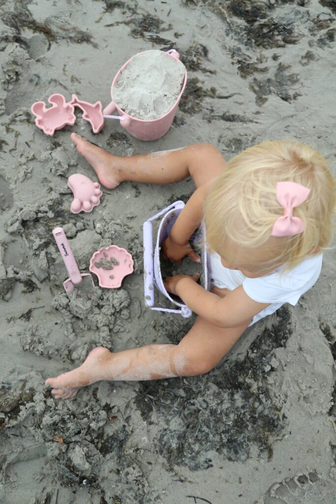 Zabawki do piasku - silikonowe foremki Scrunch - Pudrowy Róż, 4 szt.