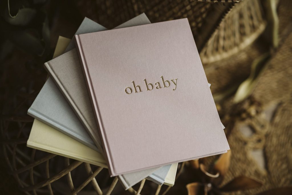 Pamiętnik dziecka – „Oh Baby” Powder Pink od Mommy Planner