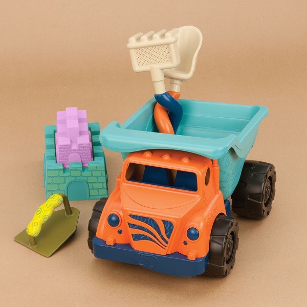 Ciężarówka z akcesoriami do piasku - Sand Truck od B.Toys