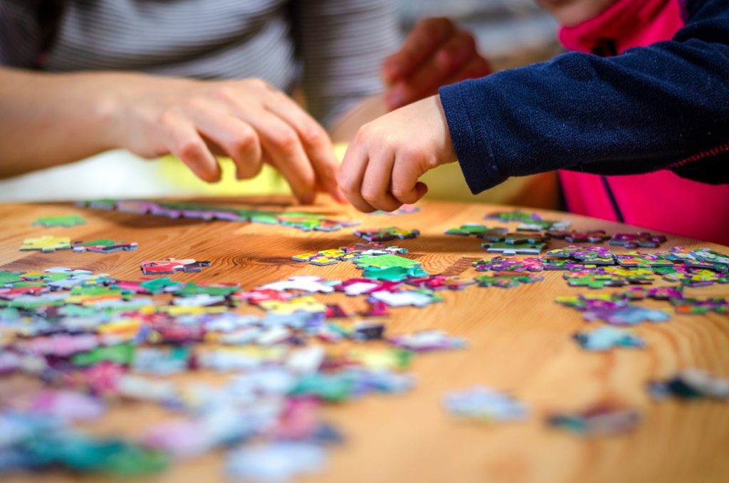 Jak puzzle wpływają na rozwój dziecka?